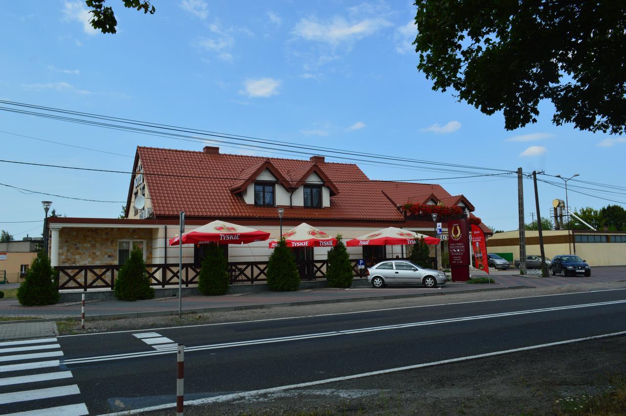 Zajazd Zlota Podkowa Wrocki Buitenkant foto